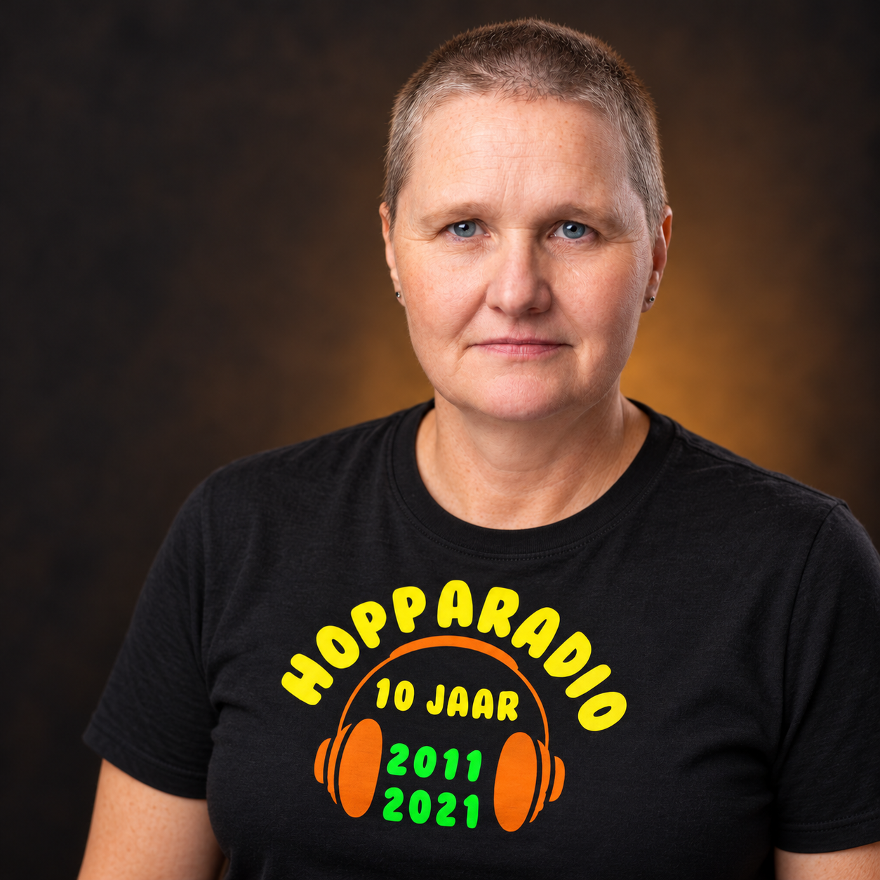 Lady Bianca in een HoppaRadio-shirt